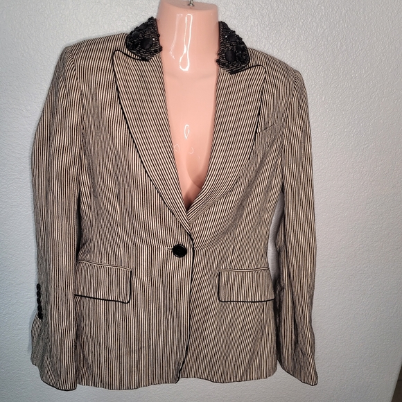 BCBGMAXAZRIA Striped Blazer - Picture 4 of 6